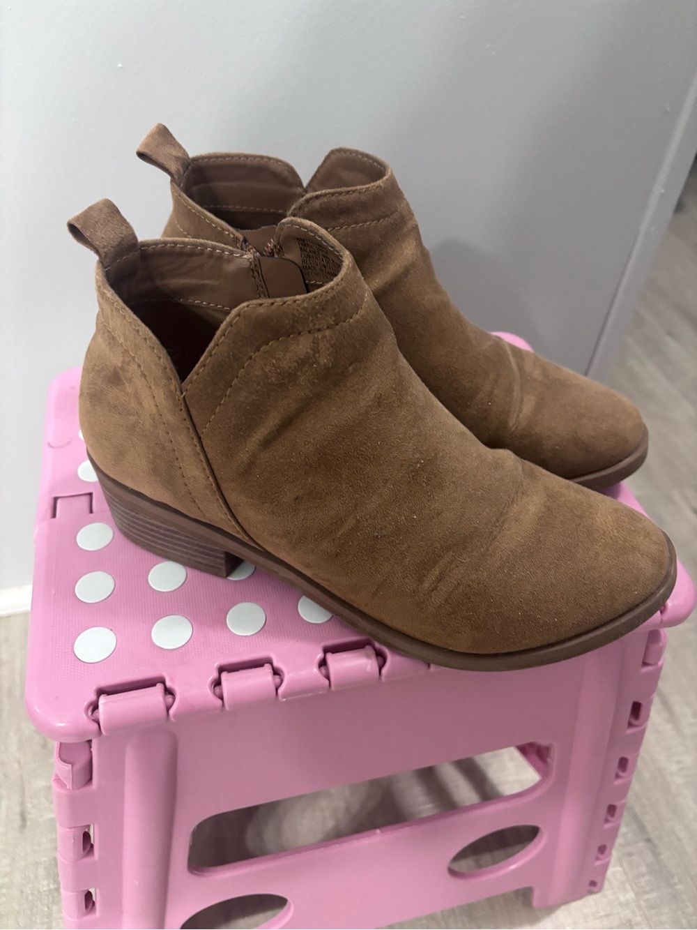 Time and Tru Brown Suede Ankle Booties